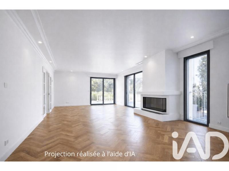 Maison - 287 m² - 8 pièces