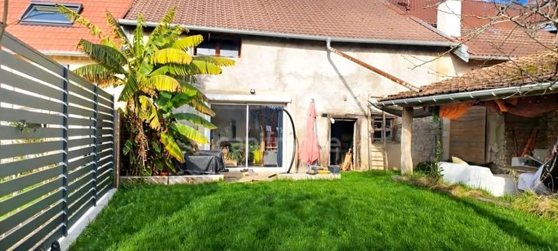 Maison de village - 117 m² - 4 pièces