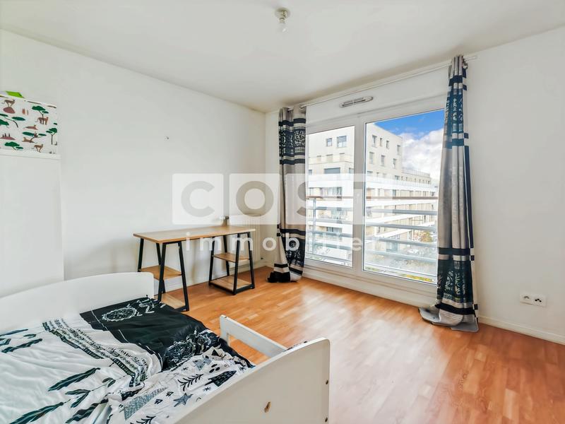 Appartement - 81 m² - 4 pièces
