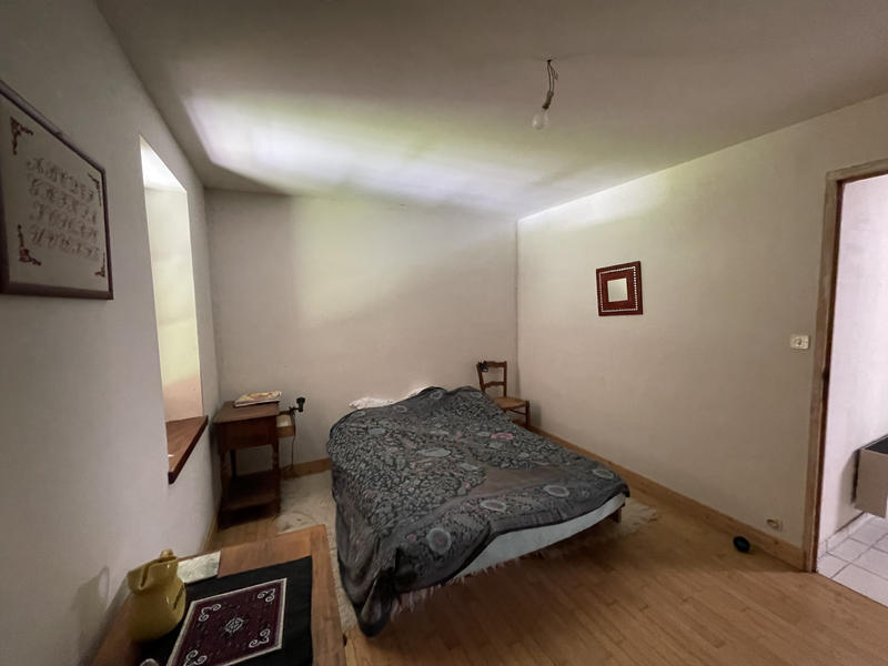 Maison - 280 m² - 14 pièces