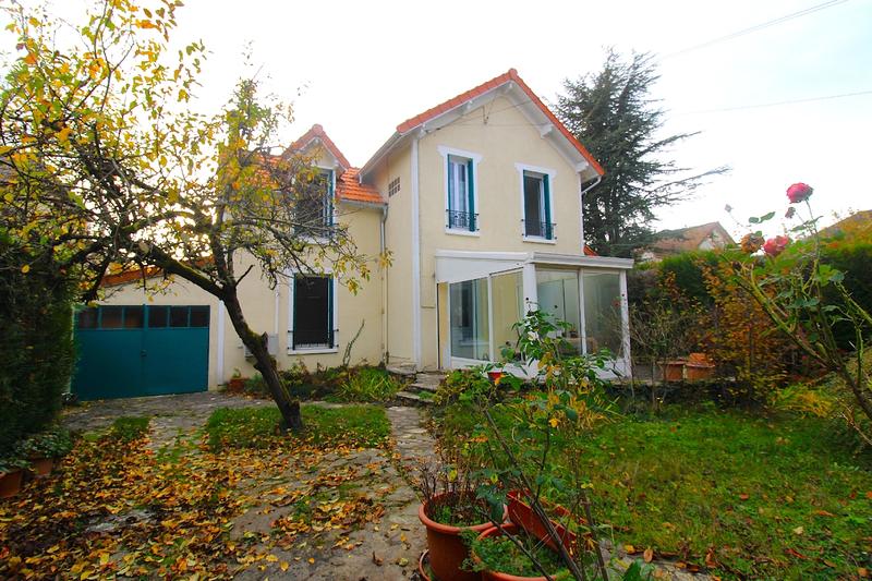 Maison - 107 m² - 5 pièces