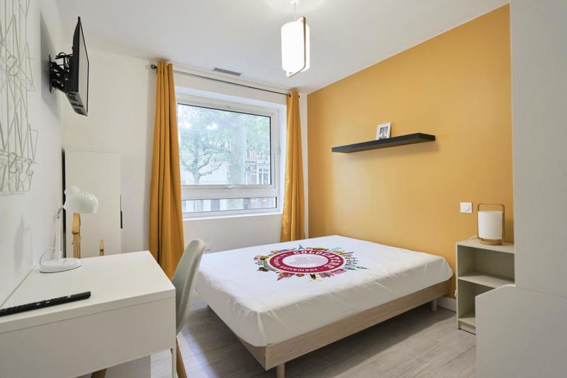 Appartement - 75 m² - 5 pièces