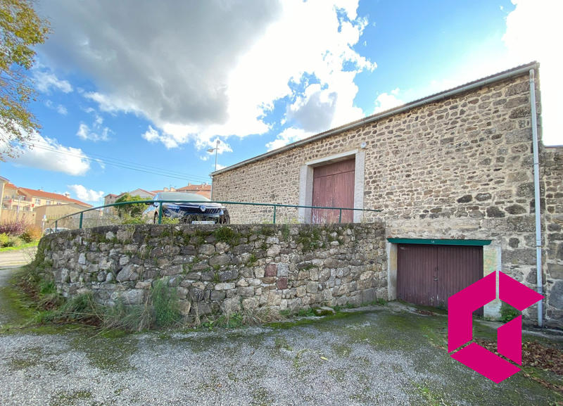 Ferme - 240 m² - 2 pièces