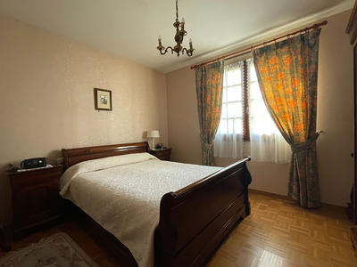 Maison - 158 m² - 7 pièces