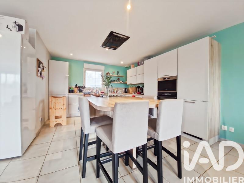 Maison - 90 m² - 3 pièces