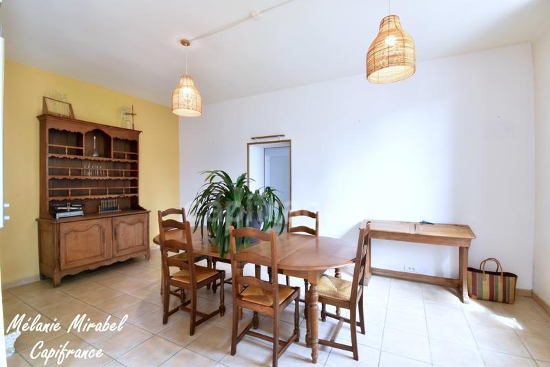 Maison - 137 m² - 6 pièces