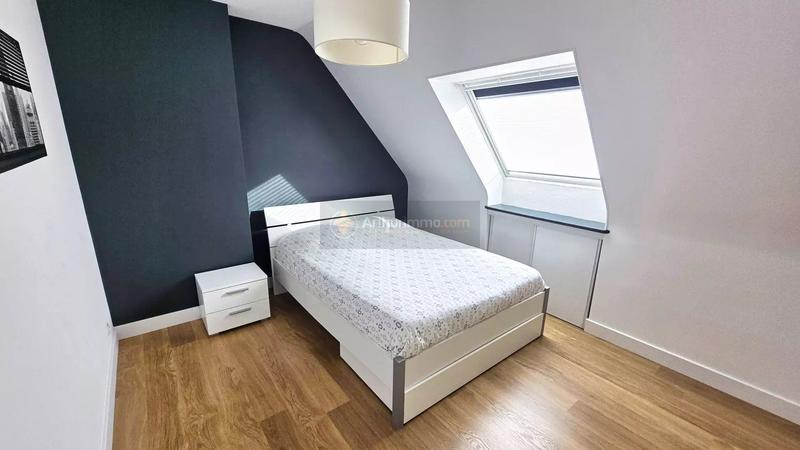 Maison - 92 m² - 5 pièces