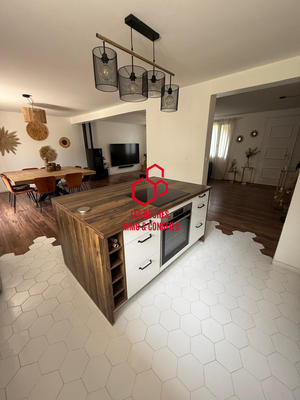 Maison - 120 m² - 4 pièces