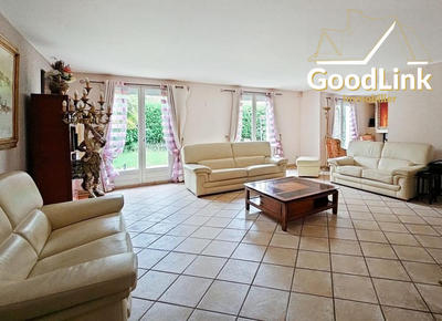 Maison - 255 m² - 7 pièces