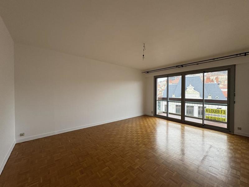 Appartement - 64 m² - 2 pièces