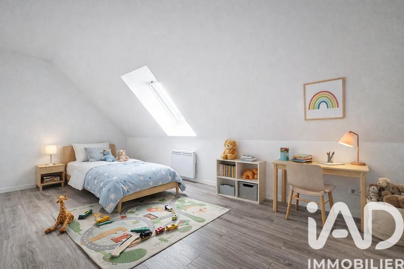 Maison - 92 m² - 5 pièces