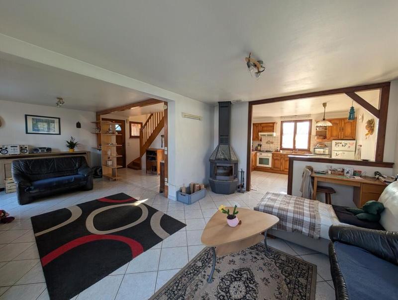 Maison - 99 m² - 5 pièces