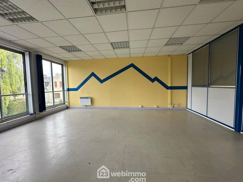 Bureau - 400 m² - 16 pièces