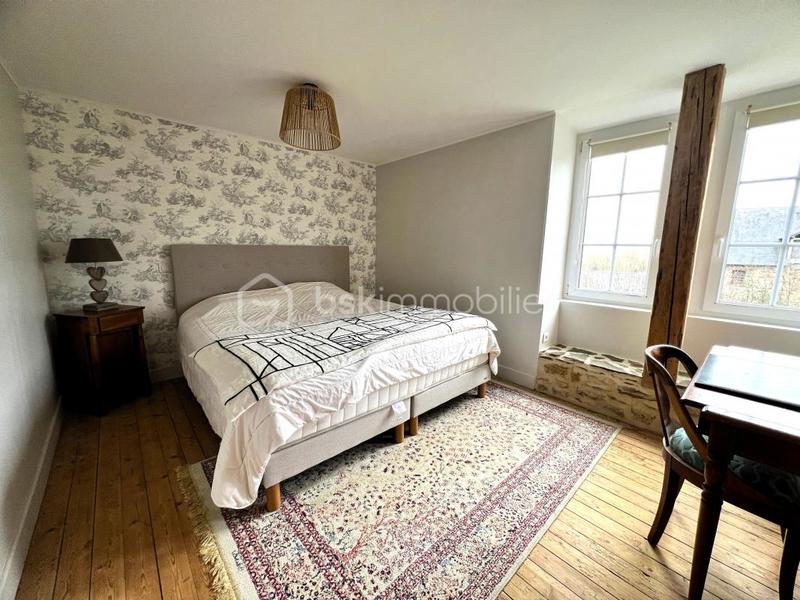 Propriété - 188 m² - 8 pièces