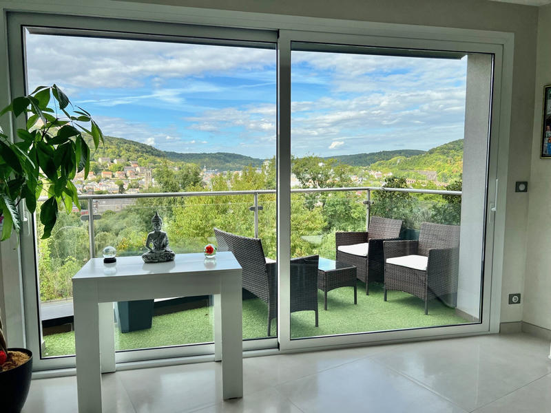 Propriété - 190 m² - 6 pièces