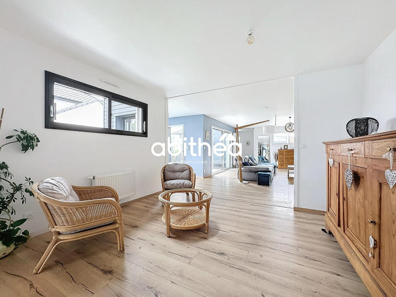 Maison - 172 m² - 6 pièces