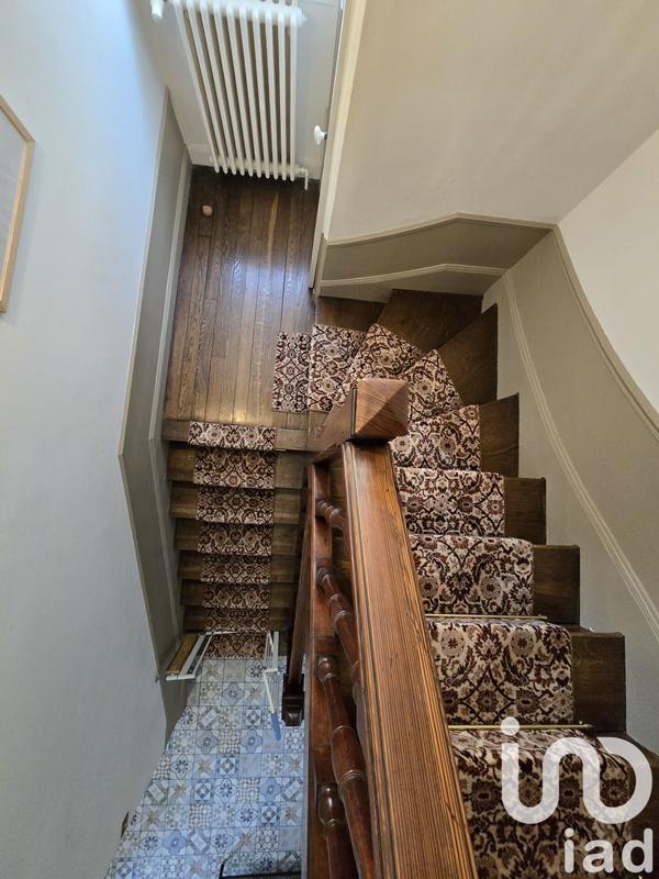 Maison - 160 m² - 9 pièces