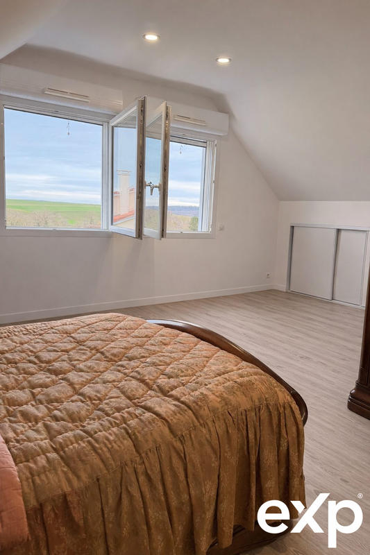 Maison traditionnelle - 130 m² - 4 pièces