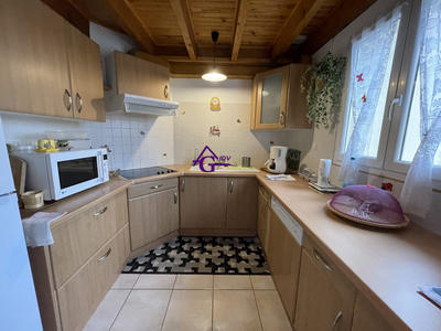 Maison traditionnelle - 112 m² - 4 pièces