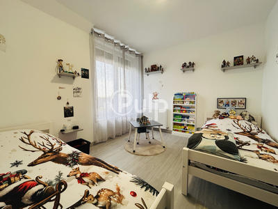 Maison - 82 m² - 4 pièces