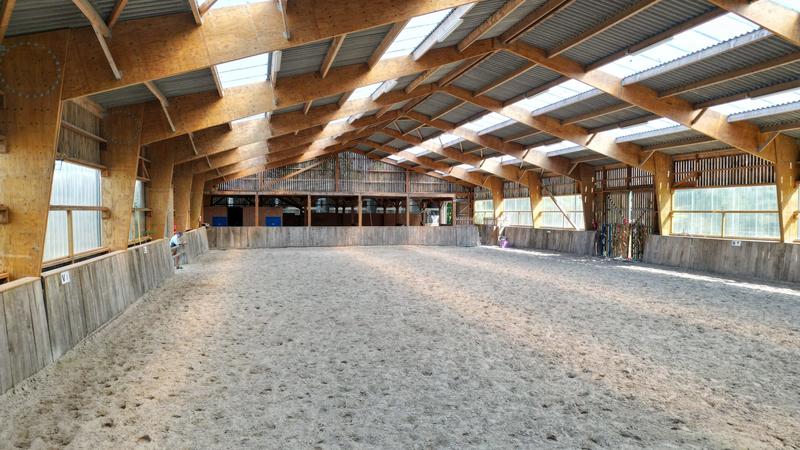 Ferme - 1 900 m² - 10 pièces