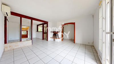 Maison - 137 m² - 6 pièces