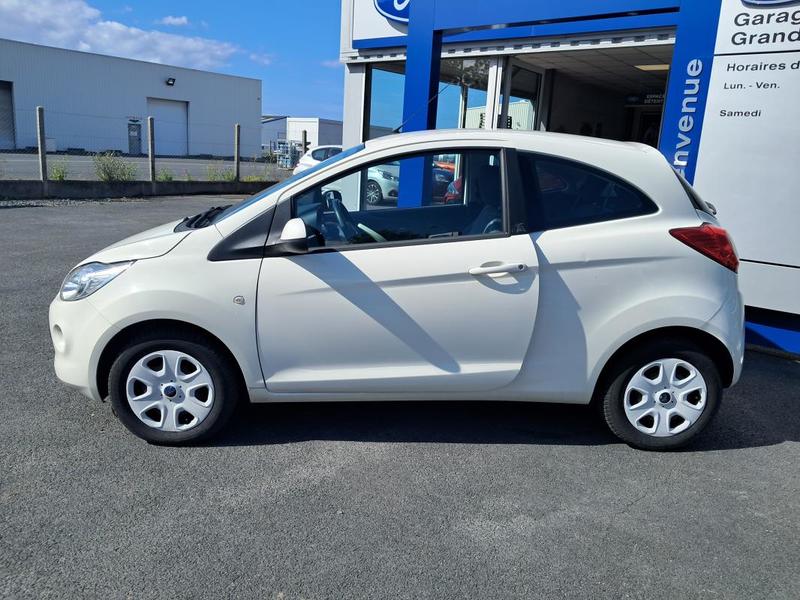 Ford Ka 1.2i essence 70 cv
