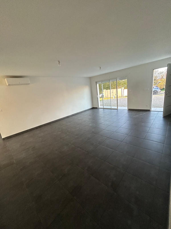 Maison - 105 m² - 4 pièces