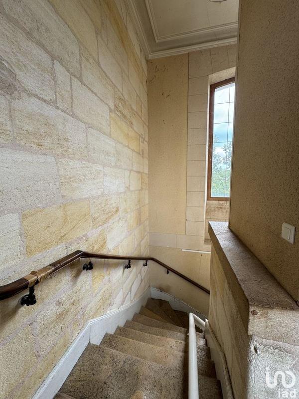 Maison - 234 m² - 6 pièces