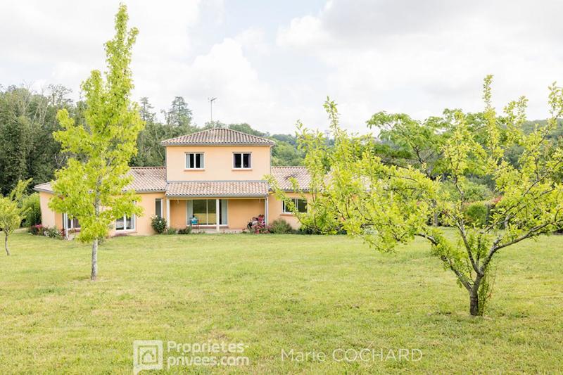 Maison - 160 m² - 6 pièces