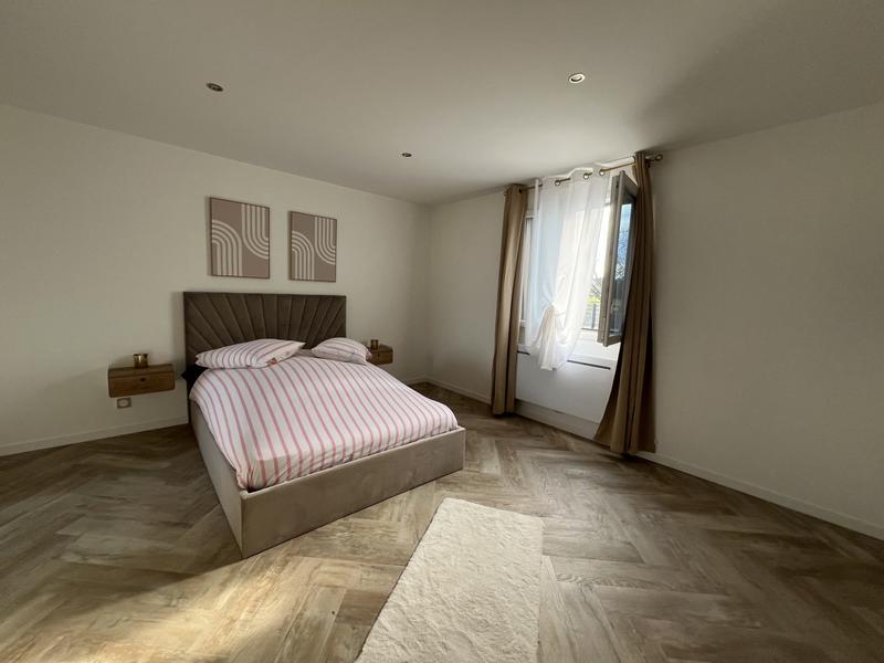 Maison - 149 m² - 7 pièces