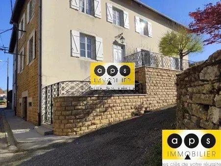 Propriété - 220 m² - 14 pièces