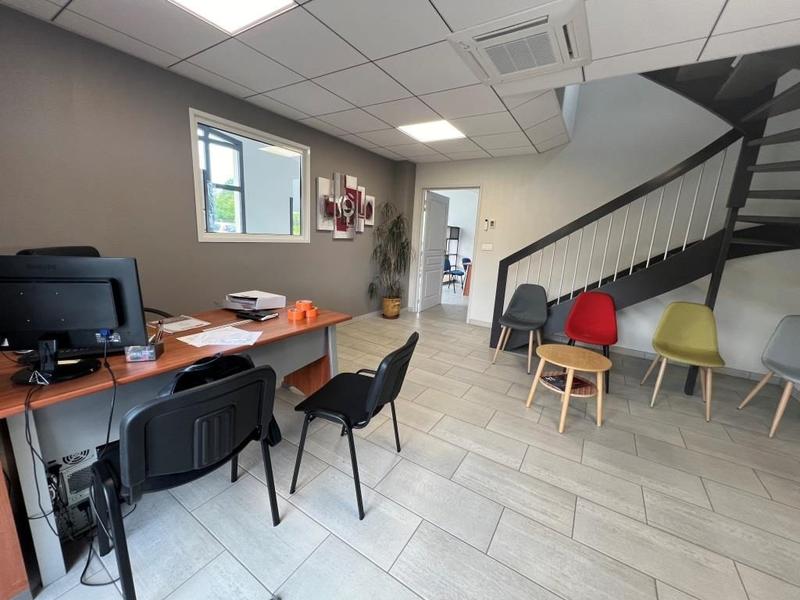 Bureau - 343 m² - 11 pièces