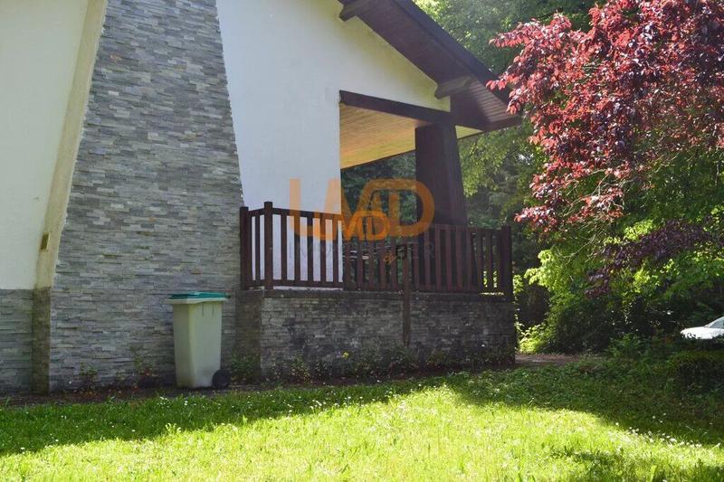 Maison - 95 m² - 4 pièces