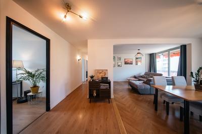 Appartement - 93 m² - 4 pièces