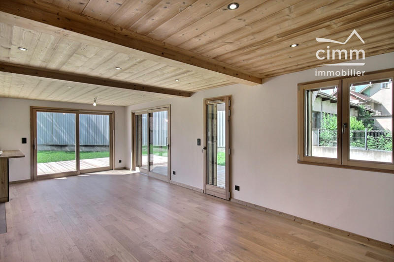 Maison - 107 m² - 4 pièces
