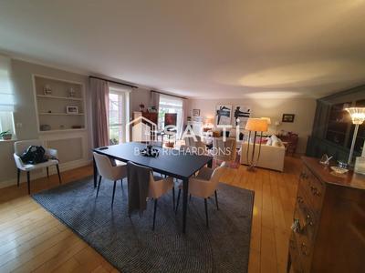 Appartement - 142 m² - 5 pièces