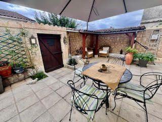 Maison traditionnelle - 158 m² - 7 pièces