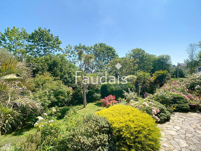 Maison - 115 m² - 8 pièces