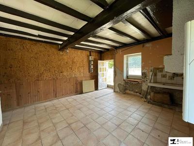 Maison traditionnelle - 100 m² - 4 pièces