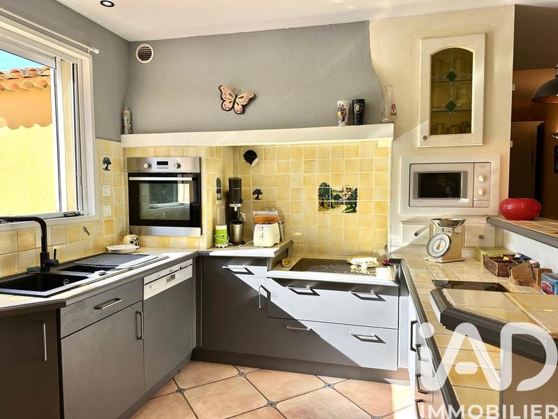 Maison - 159 m² - 6 pièces