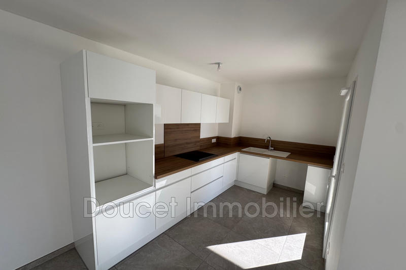 Appartement - 77 m² - 3 pièces
