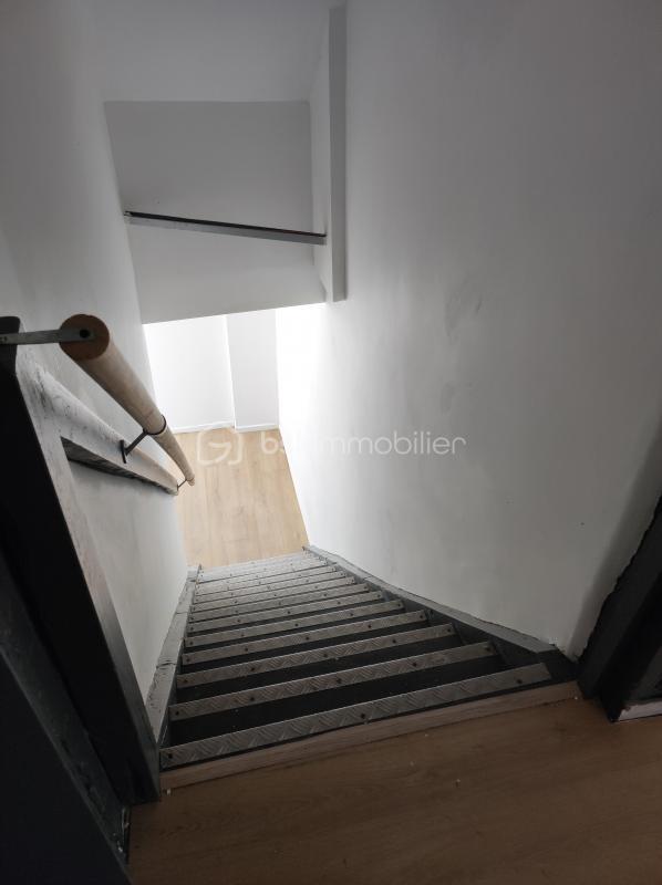 Maison - 222 m² - 5 pièces