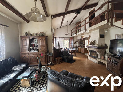 Villa - 196 m² - 7 pièces