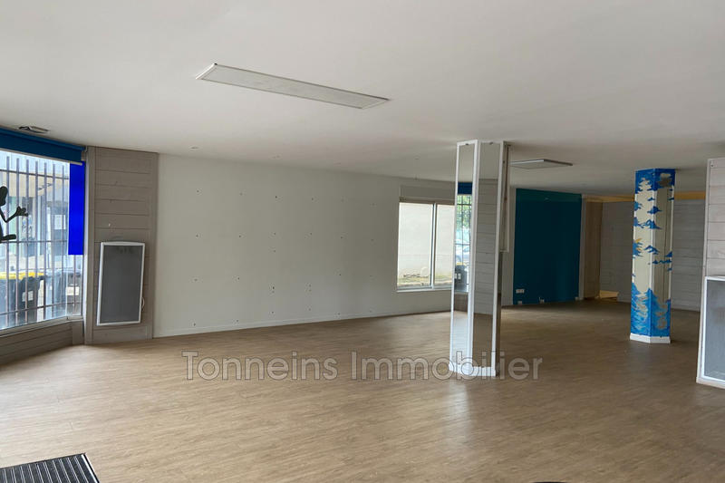 Local commercial - 134 m²