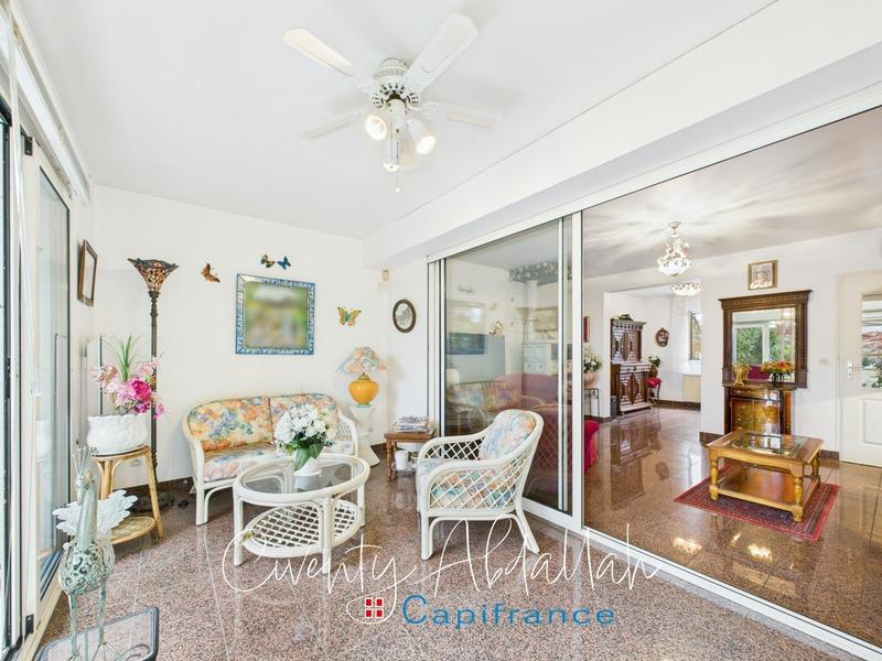 Maison - 192 m² - 6 pièces