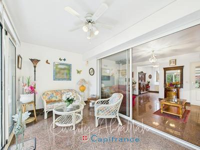 Maison - 192 m² - 6 pièces