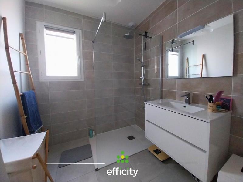 Maison - 80 m² - 3 pièces