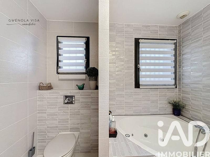 Maison - 135 m² - 5 pièces