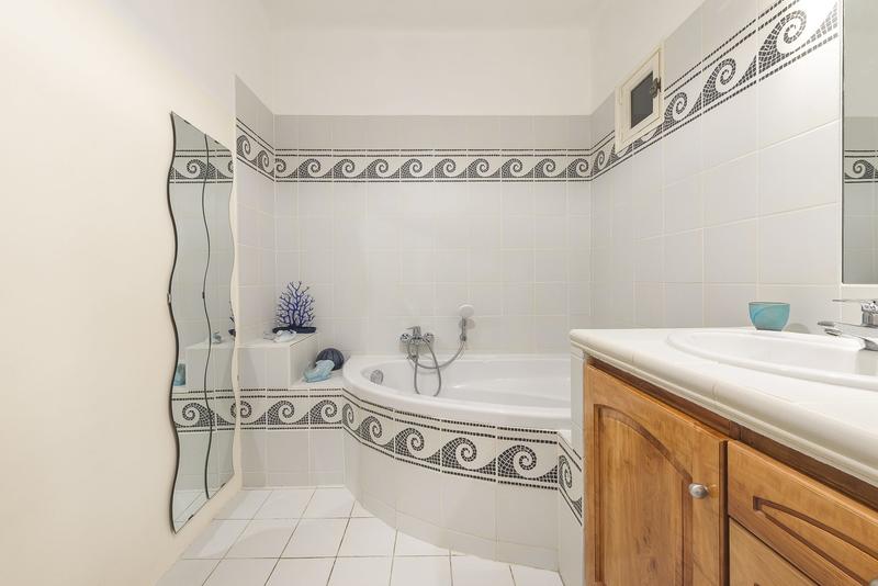 Appartement - 106 m² - 4 pièces